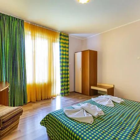 Holiday home Quiet 2 Bedroom In Dafinka Ik *