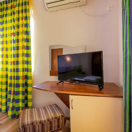 Quiet 2 Bedroom In Dafinka Ik Burgas