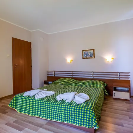 Quiet 2 Bedroom In Dafinka Ik *