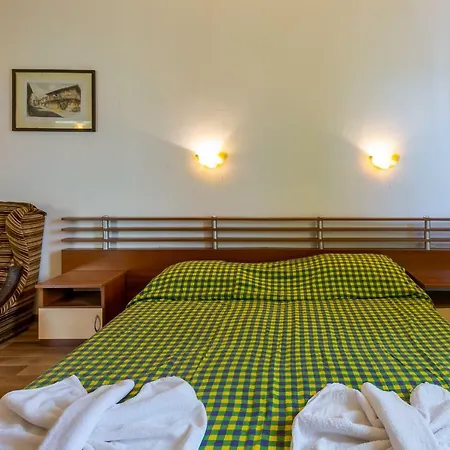 Quiet 2 Bedroom In Dafinka Ik Holiday home Burgas