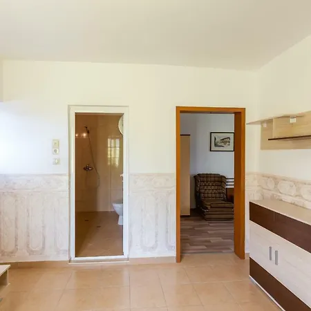 Quiet 2 Bedroom In Dafinka Ik Burgas